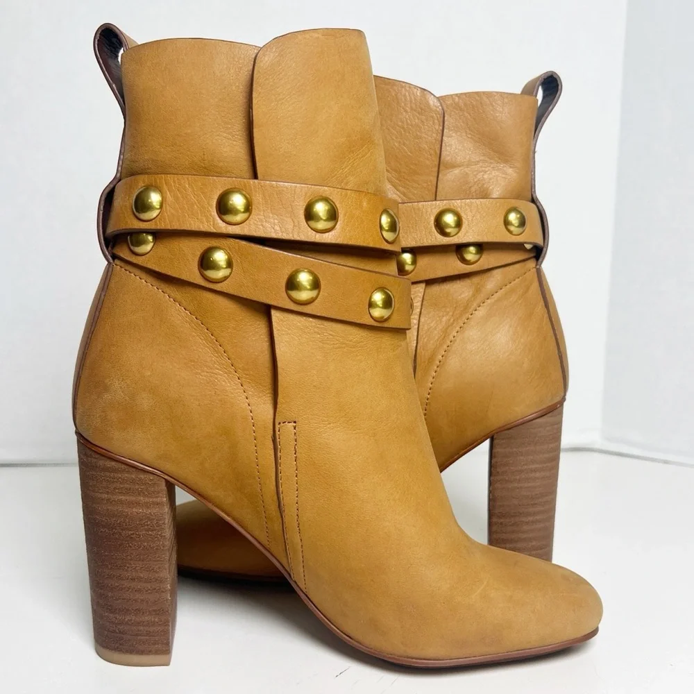 •SEE BY CHLOE• Janis Heeled Bootie in Brown Leather Gold Studded Size EU 35/US 5